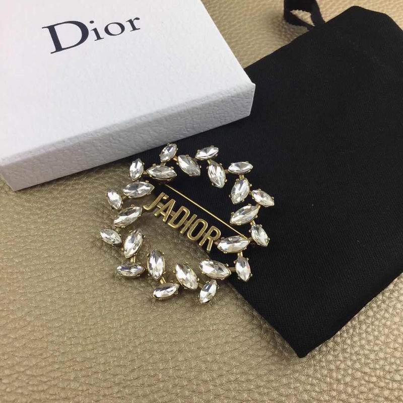 Dior Brooch 04lyr23